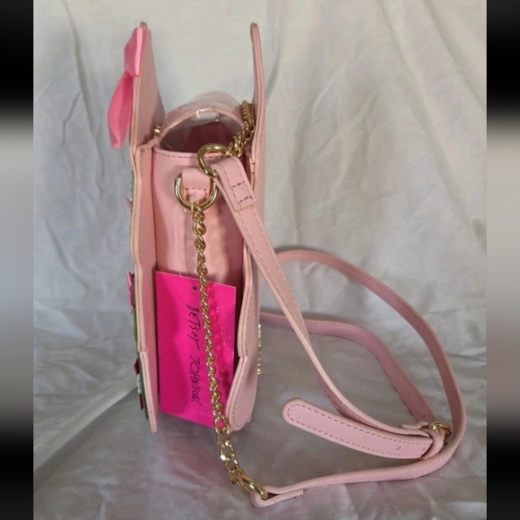 ✨️GIVEAWAYS EVERY MONDAY✨️3 BUYER APPRECIATIONS (READ DESCRIPTION) - Picture 3 of 6